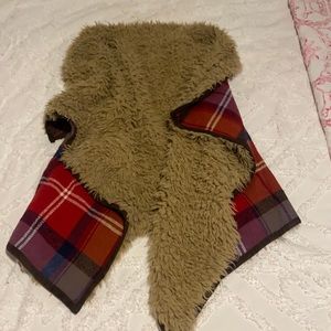 Vest for sale! Barley worn!